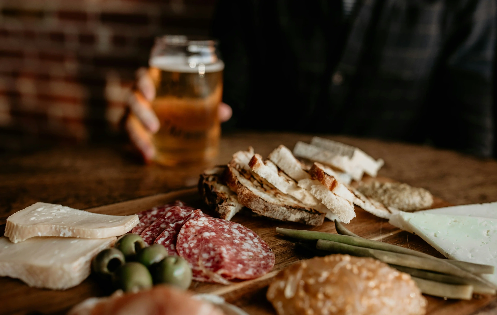 Lillo Wine Bar & Beer hero image 1
